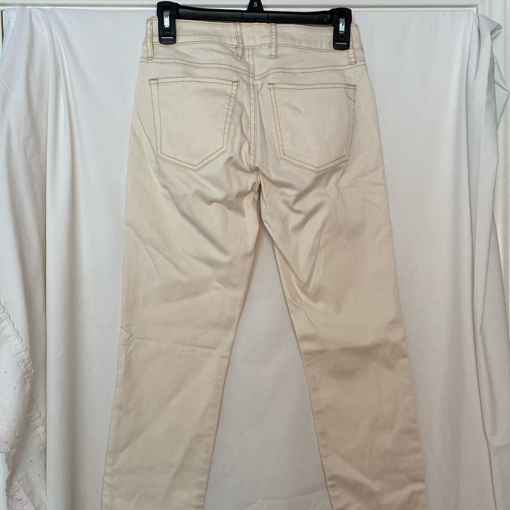 Jeans - Picture 2 of 3